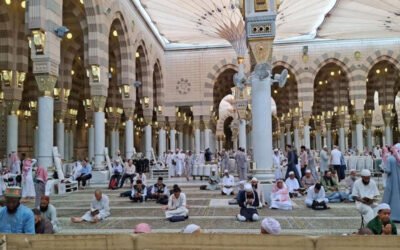 Ini 7 Alasan Bagi Anda Yang Masih Muda Untuk Segera Mengunjungi Tanah Suci