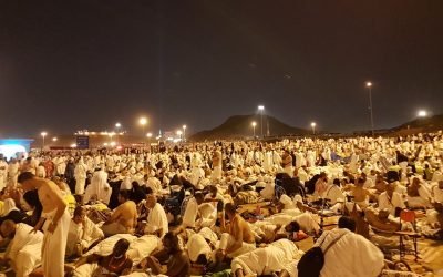 Bagaimana Hukum Pengambilan Batu Selain Di Muzdalifah?