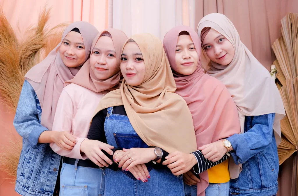 Sirkel Pertemanan Seorang Muslim