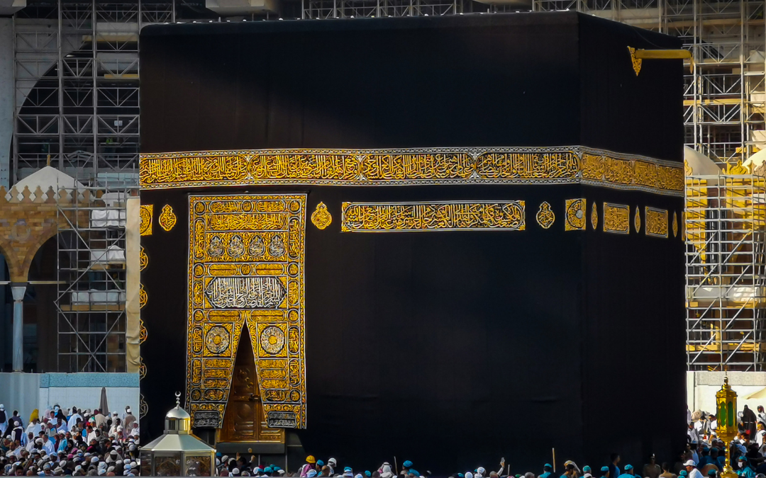 Sejaran dan Fakta Unik Kiswah Ka’bah