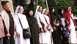 Islam Sangat Menjunjung Tinggi Toleransi Umat Beragama