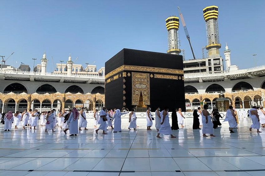Alasan Pemerintah Melarang Umrah Backpacker