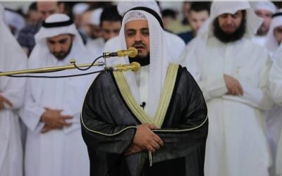 Kriteria Orang yang Tidak Sah Menjadi Imam Sholat