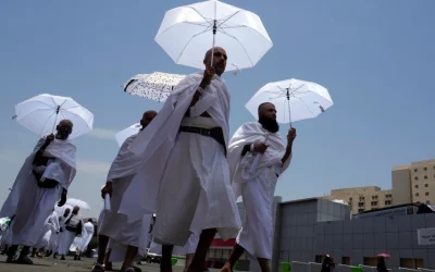 Bolehkah Memakai Payung saat Ihram ?