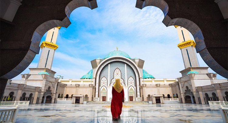 Bolehkah Perempuan Haid Masuk Masjid?